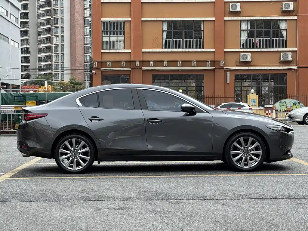 Mazda3 Angkesela 2022 2.0L automatic quality version купить на сайте DeffCars