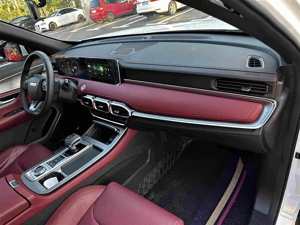 Jietu X70 PLUS 2023 model 1.5T DCT Ziqiang PRO 5 seats купить на сайте DeffCars