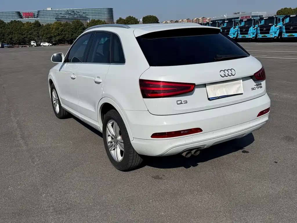 Audi Q3 2015 30 TFSI comfort type купить на сайте DeffCars