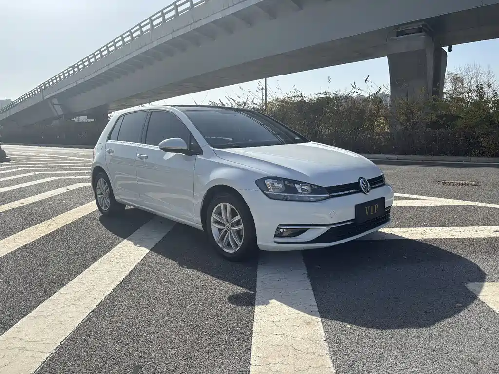 Golf 2018 230TSI automatic comfort type купить на сайте DeffCars