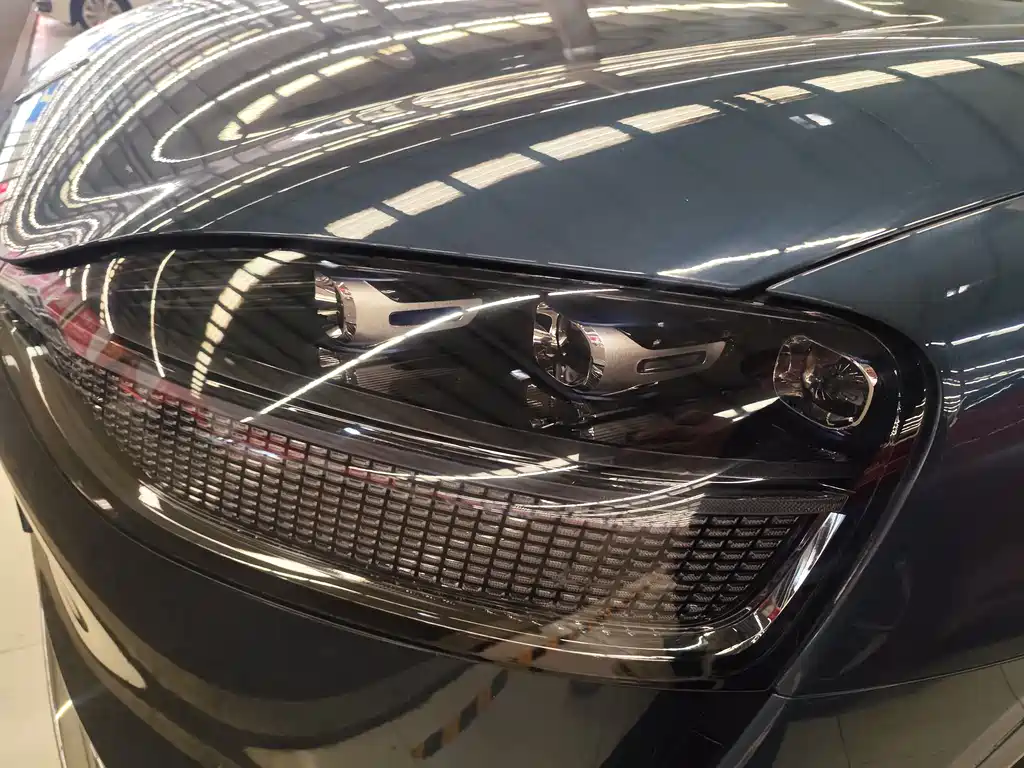 Wenjie M9 2024 extended range Ultra version 52kWh 5-seater version купить на сайте DeffCars