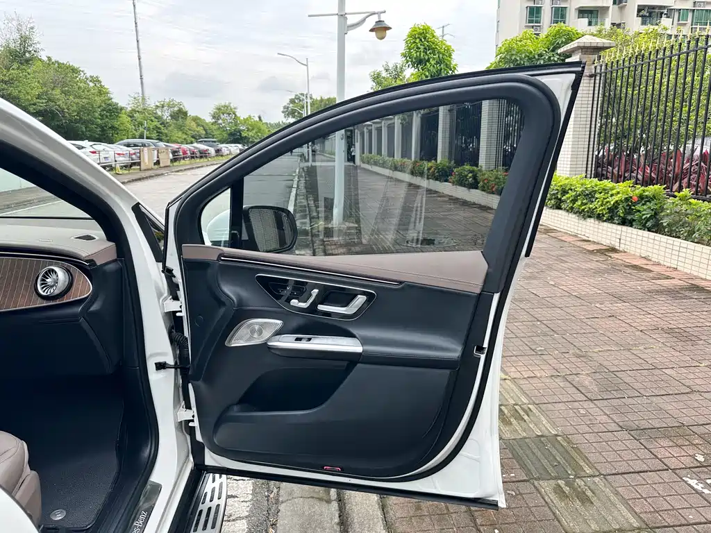 Mercedes-Benz EQE SUV 2023 350 4MATIC Luxury Edition купить на сайте DeffCars