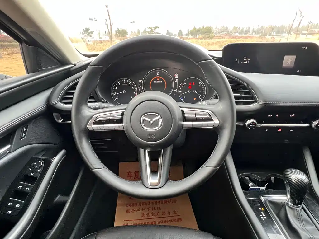 Mazda3 Angkesela 2021 2.0L Automatic Premium Edition купить на сайте DeffCars