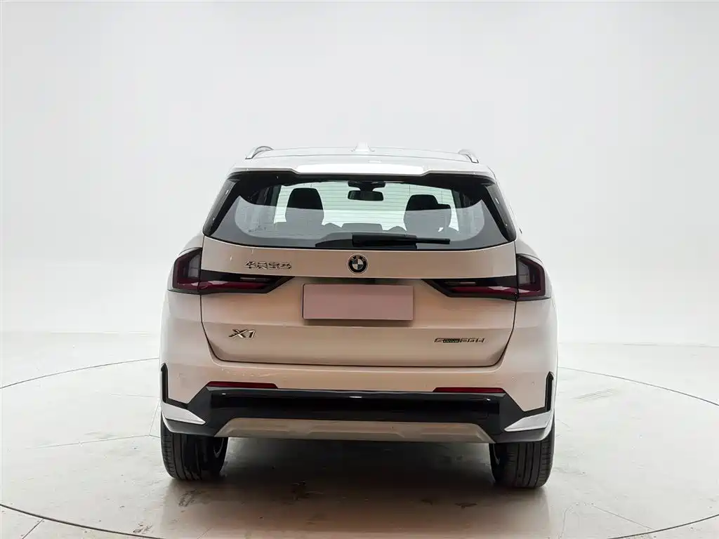 BMW X1 2023 sDrive20Li X Design Package купить на сайте DeffCars