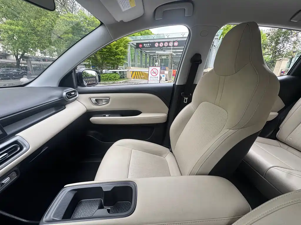 Wuling Bingo PLUS 2024 330km five-seater version купить на сайте DeffCars