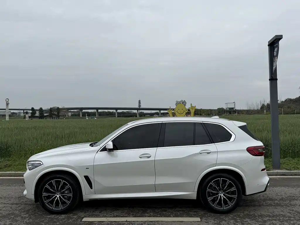 BMW X5 imported 2019 xDrive40i M sports package купить на сайте DeffCars