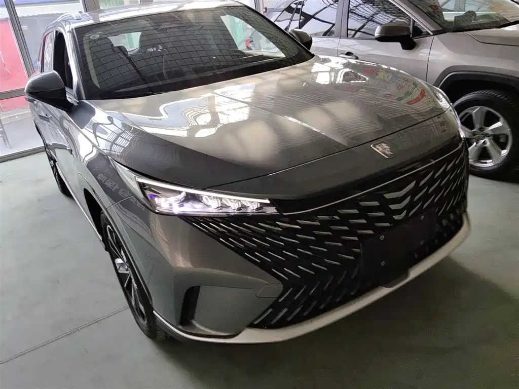 Roewe RX5 2023 1.5T luxury sliding screen version купить на сайте DeffCars