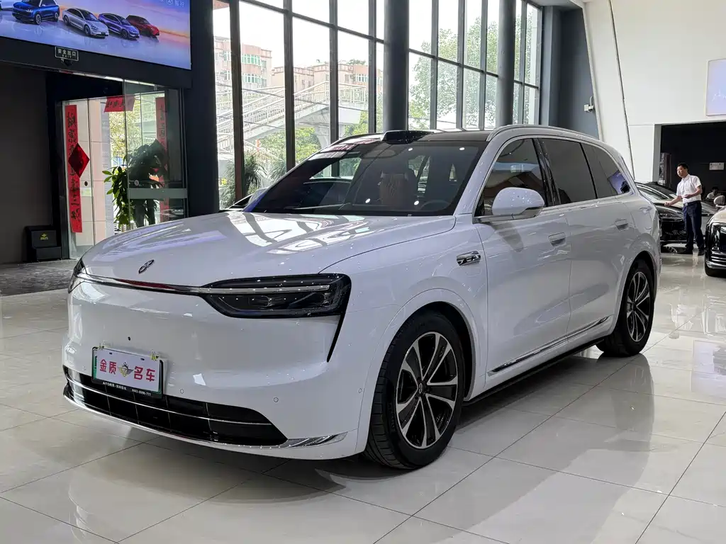 Wenjie M7 2026 extended range Ultra four-wheel drive version 6 seats 192 line lidar) купить на сайте DeffCars