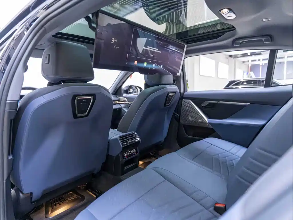 BMW 5 Series 2024 530Li Exclusive M Sports Package купить на сайте DeffCars