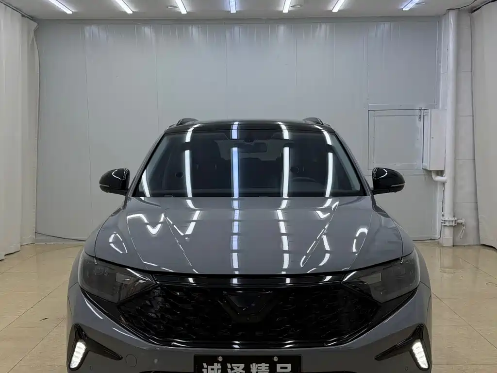 JETTA VS7 2023 280TSI automatic high-gloss version купить на сайте DeffCars