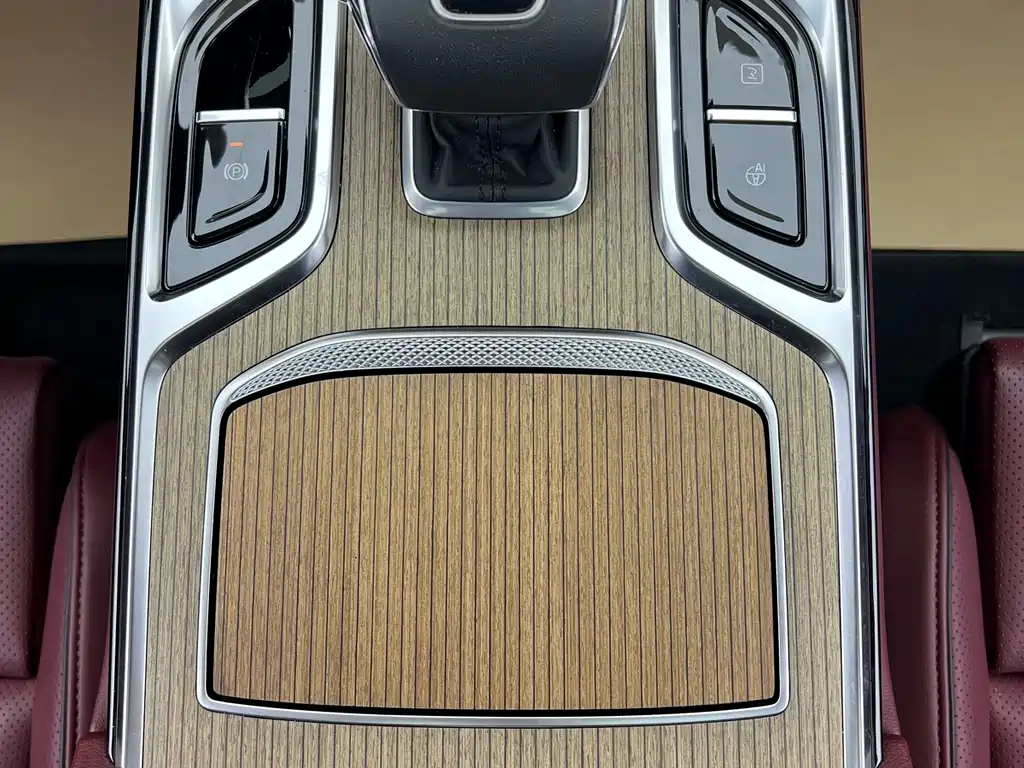Hongqi E-HS9 2022 model 660km Qichang version six seats купить на сайте DeffCars