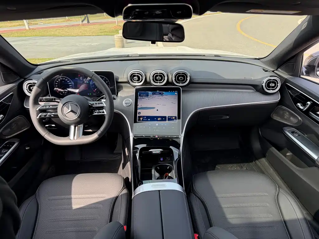 Mercedes-Benz C-Class 2025 facelift C 260 L sports version купить на сайте DeffCars