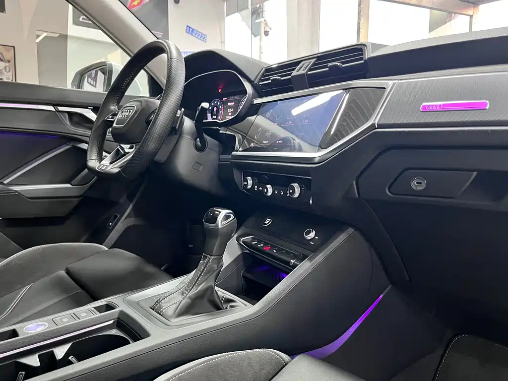 Audi Q3 Sportback 2020 40 TFSI Fashion купить на сайте DeffCars