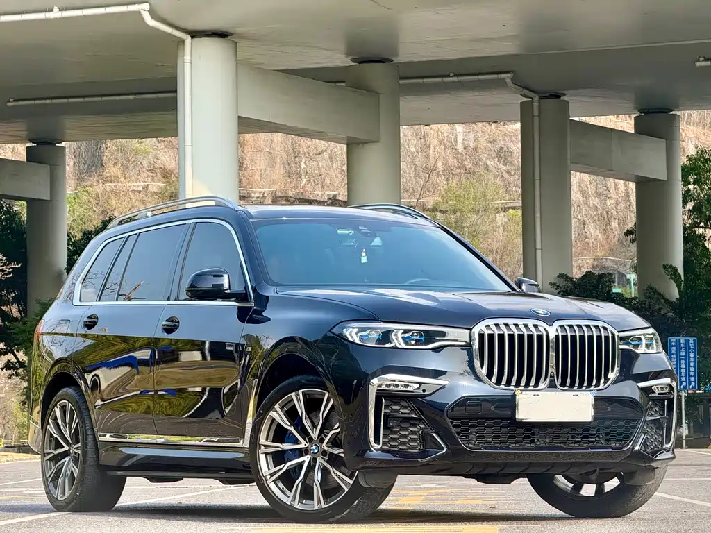 BMW X7 2022 xDrive40i Exclusive M Sports Package купить на сайте DeffCars
