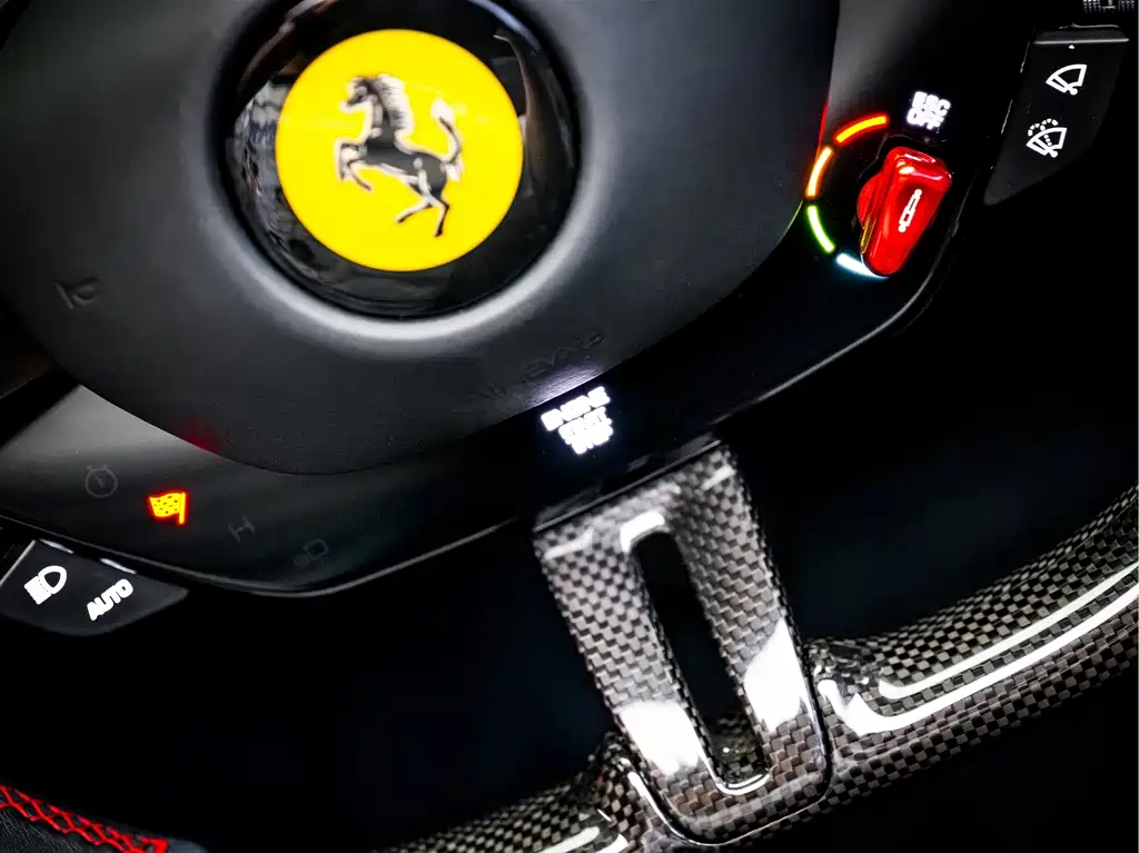 SF90 2021 3.9T V8 Spider купить на сайте DeffCars