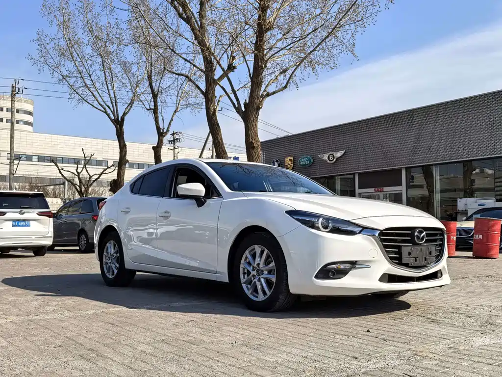 Mazda3 Angkesela 2019 Cloud Control Edition Sedan 1.5L Automatic Luxury Type National V купить на сайте DeffCars