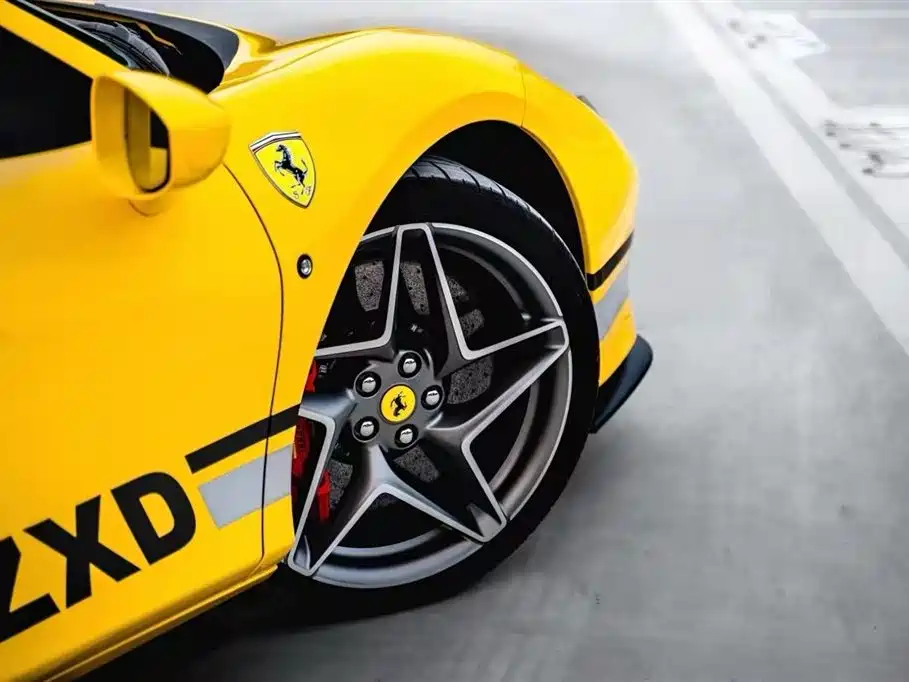 Ferrari F8 2020 Spider 3.9T V8 купить на сайте DeffCars