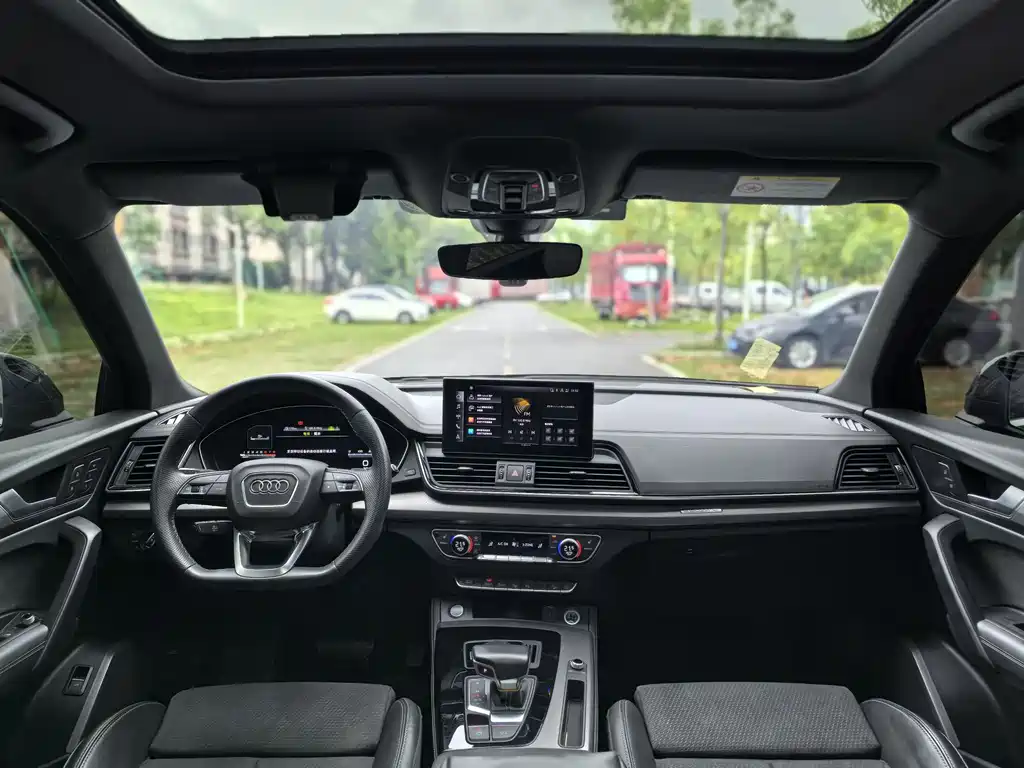 Audi Q5L Sportback 2022 facelift 40 TFSI luxury model купить на сайте DeffCars