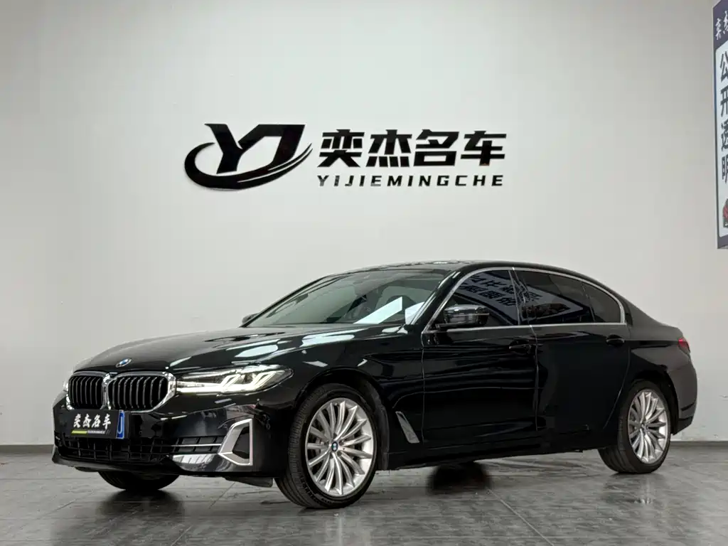 BMW 5 Series 2022 Facelift Three 530Li Exclusive Luxury Package купить на сайте DeffCars