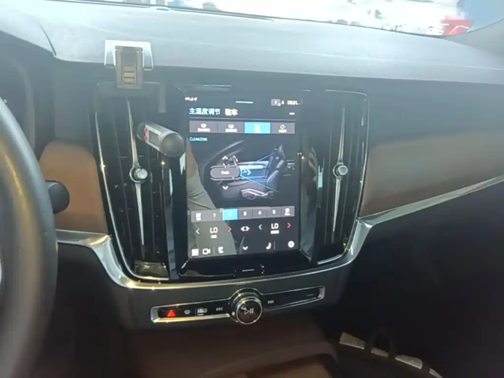Volvo S90 2023 B5 Zhiyi Luxury Edition купить на сайте DeffCars