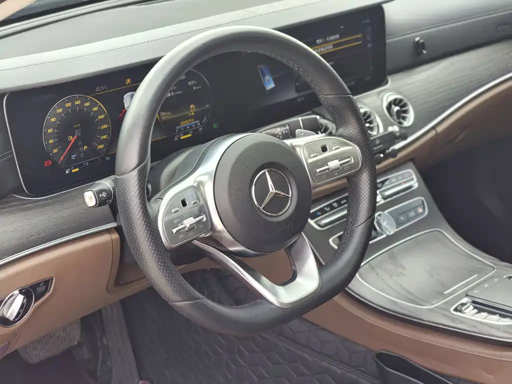 Mercedes-Benz E-Class 2020 facelift E 300 L fashionable model купить на сайте DeffCars