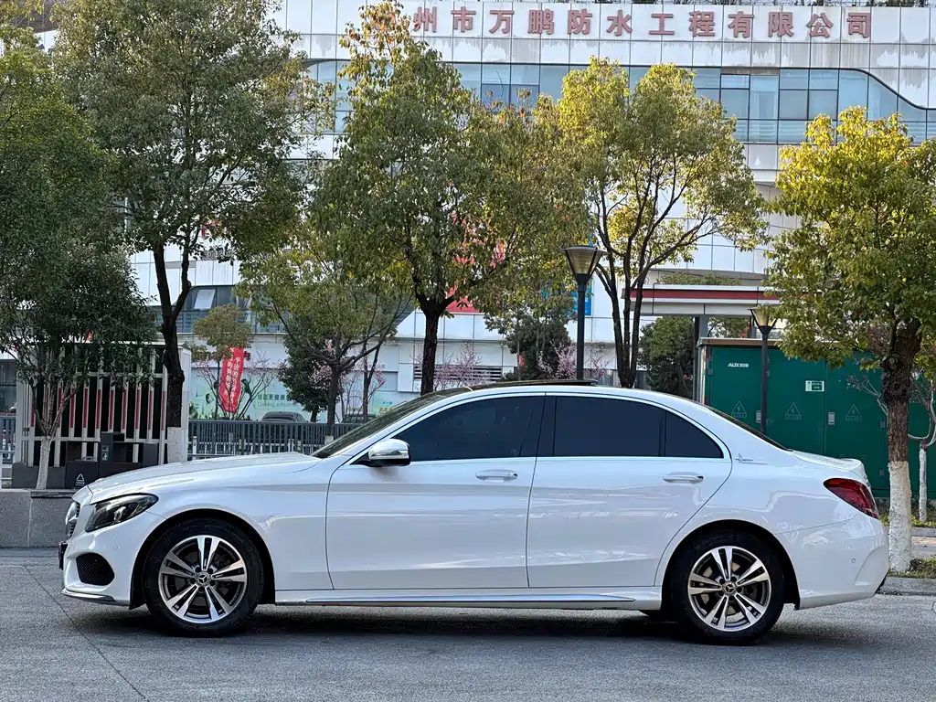 Mercedes-Benz C-Class 2017 C 200 L 4MATIC Sports Edition купить на сайте DeffCars