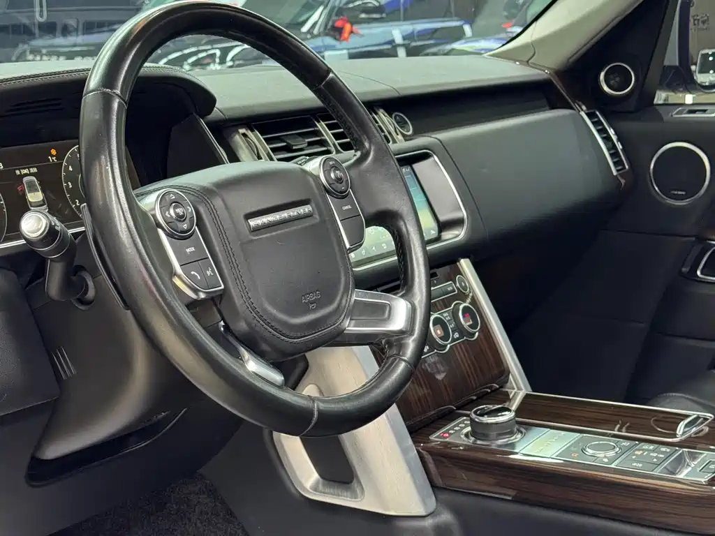 Range Rover 2017 3.0 SC V6 Vogue купить на сайте DeffCars