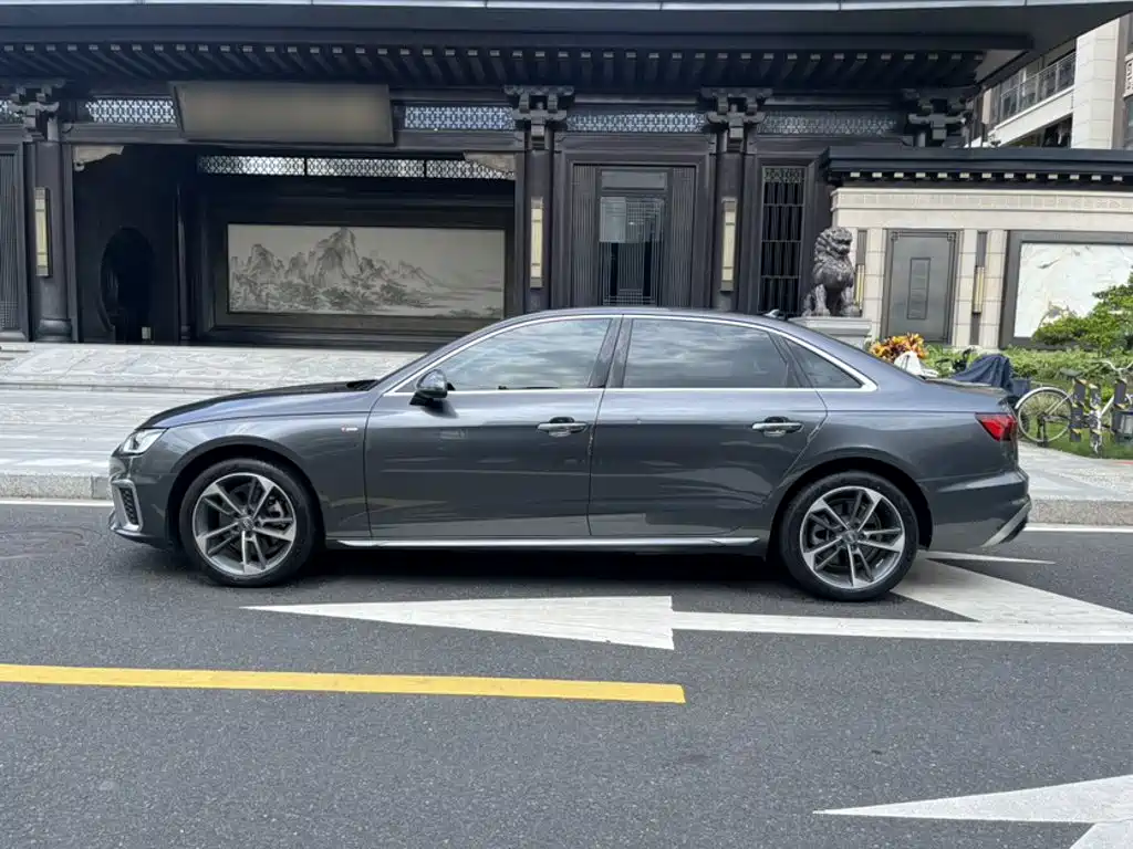 Audi A4L 2020 40 TFSI Fashionable and Dynamic купить на сайте DeffCars