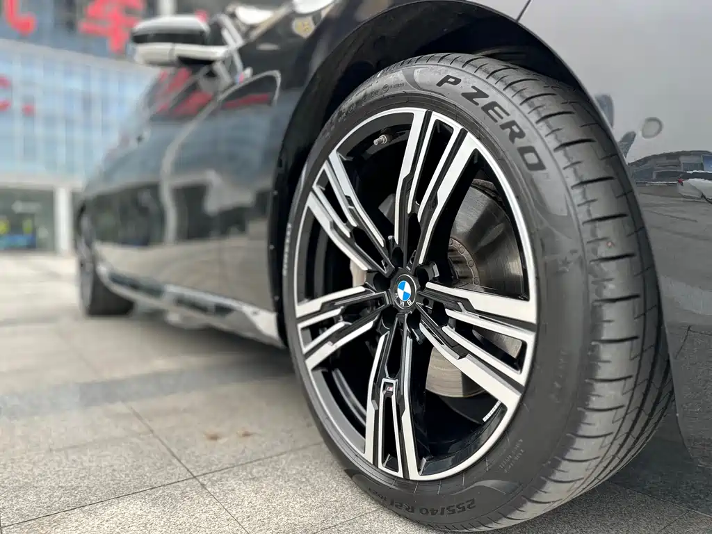 BMW 7 Series 2023 facelift 740Li exclusive M sports package купить на сайте DeffCars