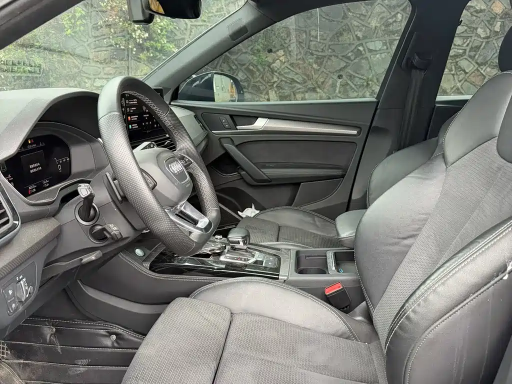 Audi Q5L Sportback 2021 45 TFSI Premium Selection купить на сайте DeffCars