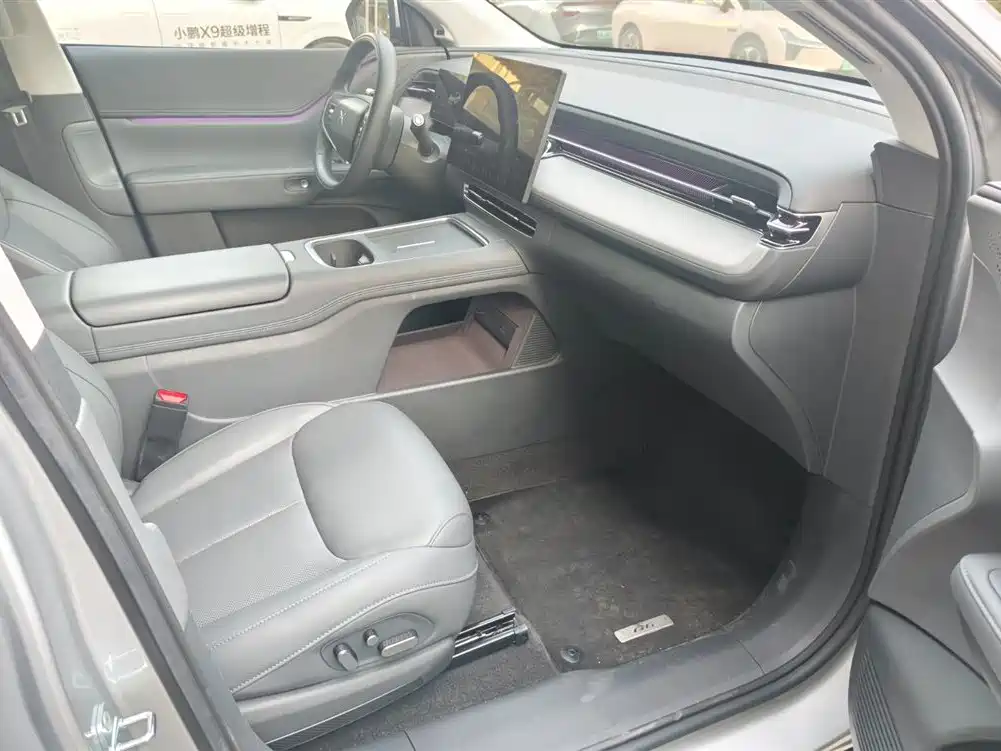 Xpeng G6 2025 model 625 long battery life Max flagship version купить на сайте DeffCars