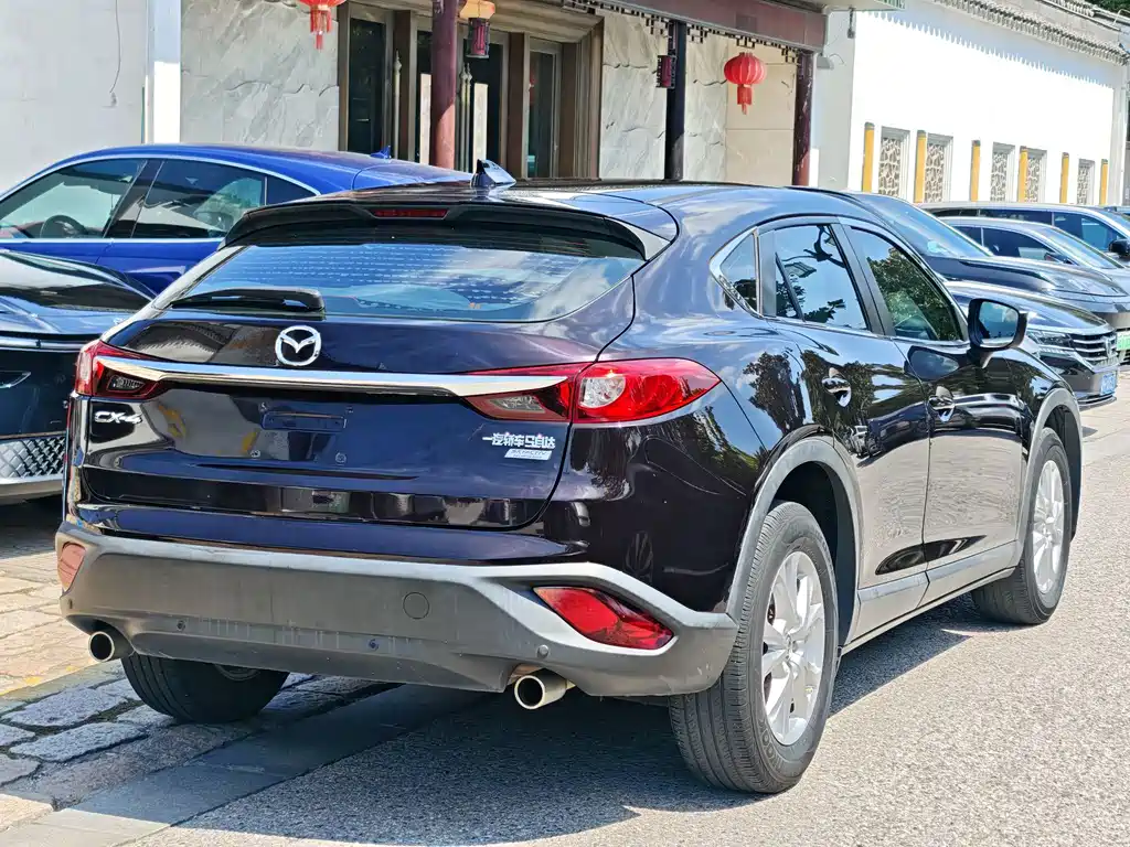 Mazda CX-4 2018 2.0L automatic two-wheel drive Blue Sky Vibrant Edition National V купить на сайте DeffCars