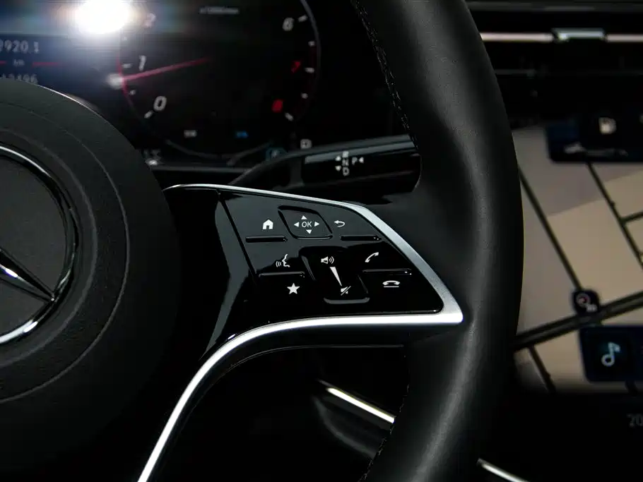 Mercedes-Benz E-Class 2025 E 300 L Luxury Model купить на сайте DeffCars