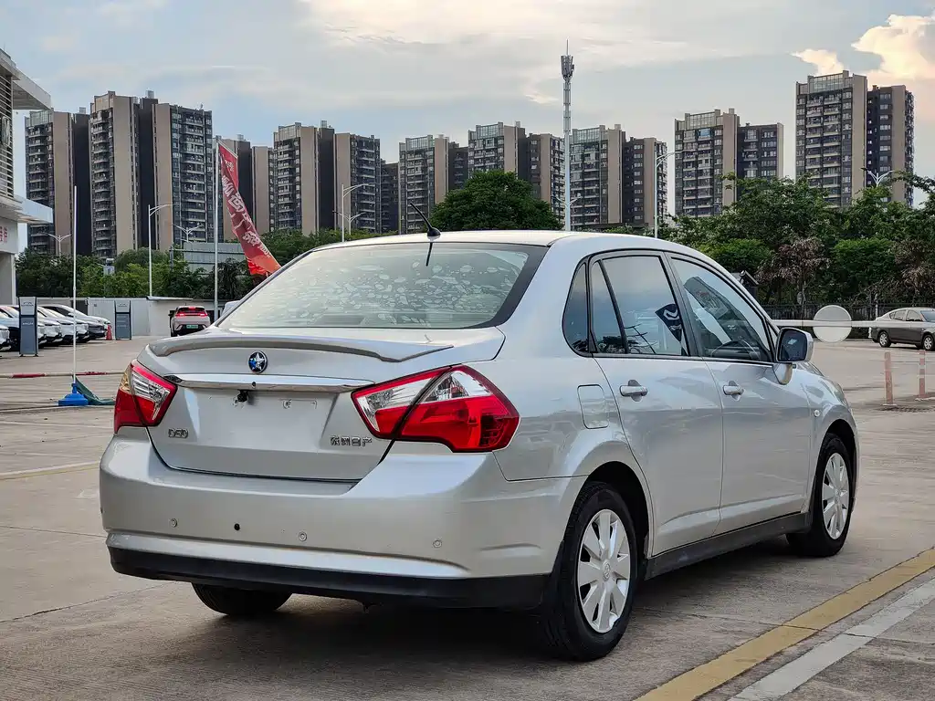 Venucia D50 2013 1.6L Manual Fashion Edition купить на сайте DeffCars