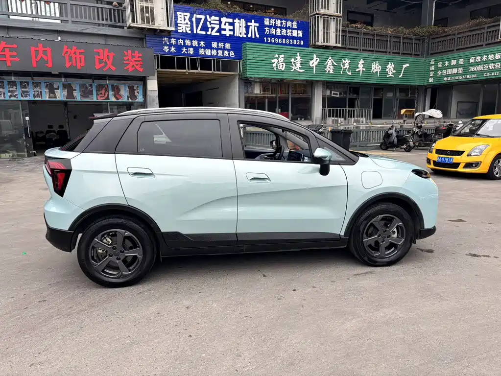 Geely Geometry E Firefly 2022 model 401KM Linglong Tiger 4 seats купить на сайте DeffCars