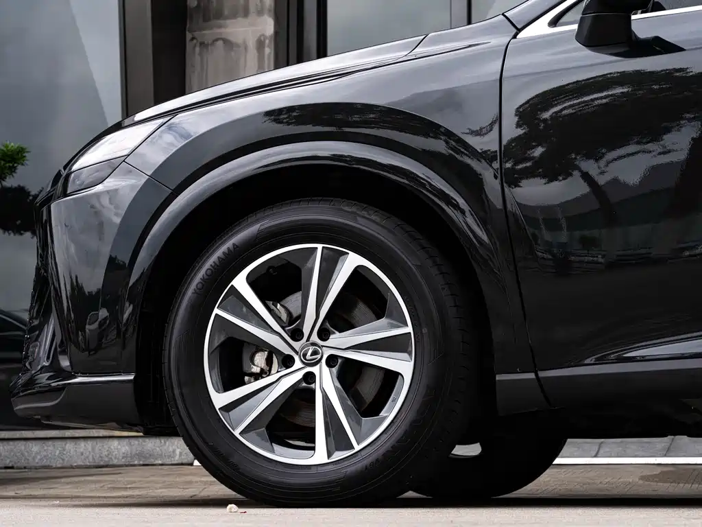 Lexus RX 2025 300 four-wheel drive version купить на сайте DeffCars