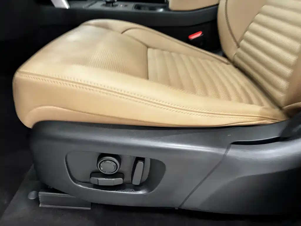 Discovery Sport 2025 249PS Performance Technology Edition купить на сайте DeffCars