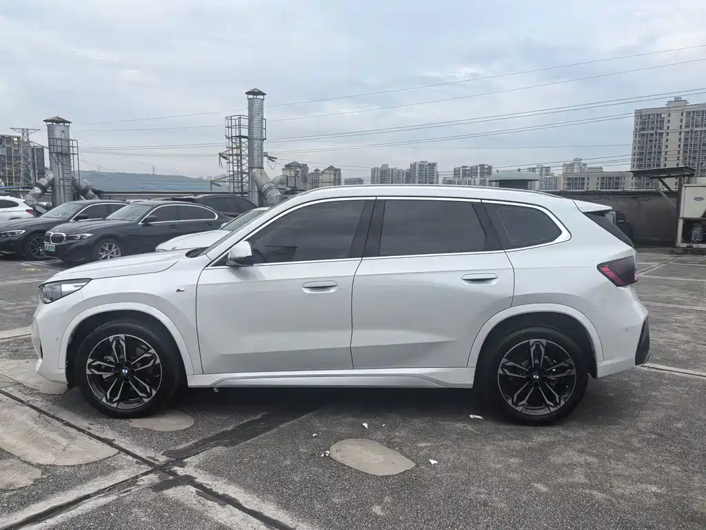 BMW X1 2024 sDrive25Li M Sports Package купить на сайте DeffCars