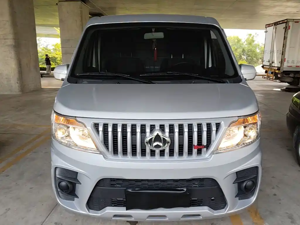 Changan Ruixing M60 2023 model 1.5L GDI comfortable van with 2 seats купить на сайте DeffCars