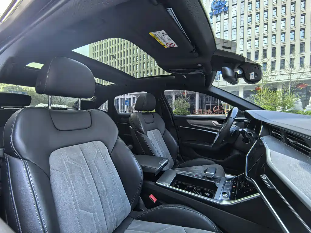Audi A6L 2024 45 TFSI Premium Dynamic Model купить на сайте DeffCars