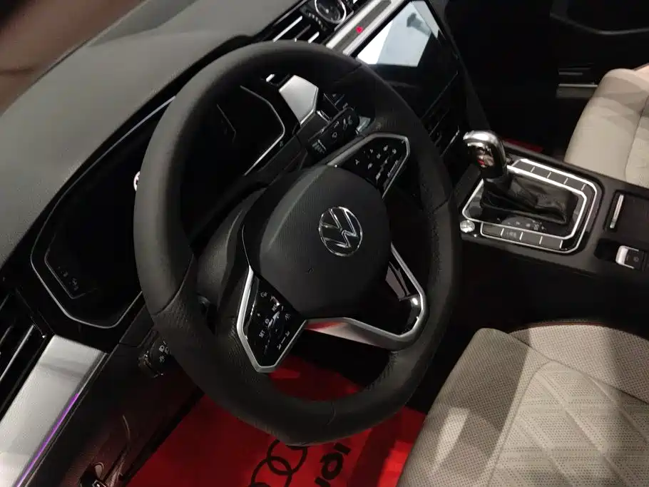 Magotan 2020 330TSI DSG luxury model купить на сайте DeffCars
