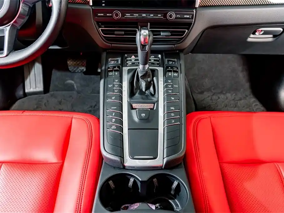 Macan 2021 Macan 2.0T купить на сайте DeffCars