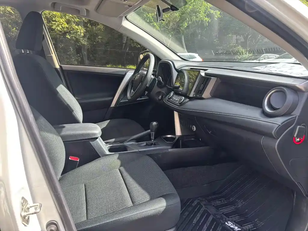 RAV4 Rongfang 2019 2.0L CVT two-wheel drive Pioneer Edition National VI купить на сайте DeffCars