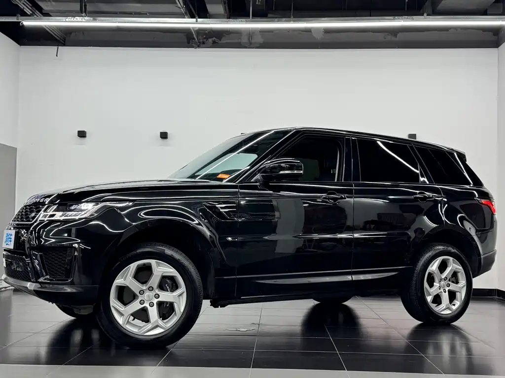 Range Rover Sport New Energy 2021 P400e SE купить на сайте DeffCars