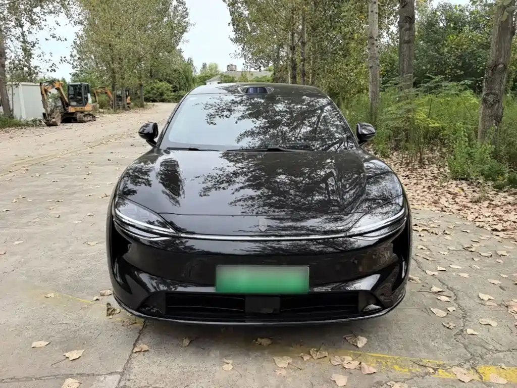 Zhijie R7 2026 pure electric UItra192 line lidar) купить на сайте DeffCars