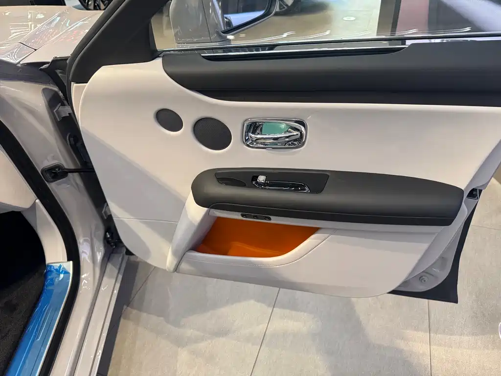 Ghost 2024 6.7T long wheelbase version купить на сайте DeffCars