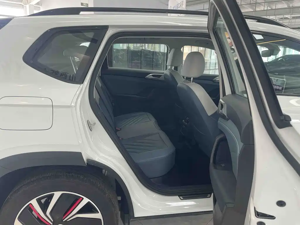 Tuyue 2024 300TSI 2WD Moon Edition купить на сайте DeffCars