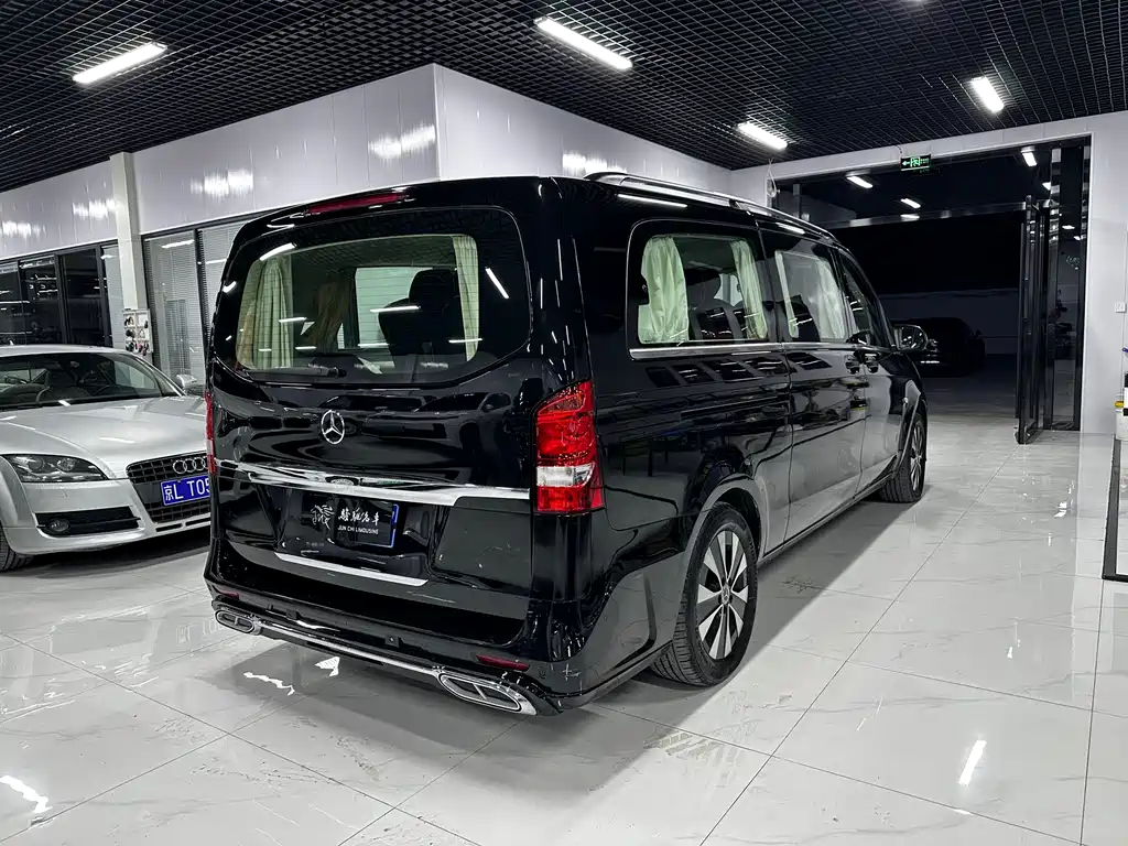 Vito 2021 2.0T Business Edition 7 seats купить на сайте DeffCars