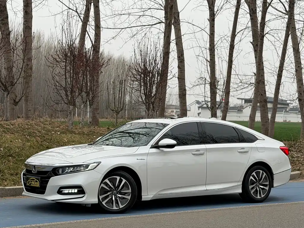 Accord 2018 Sharp Hybrid 2.0L Sharp Collar Edition National VI купить на сайте DeffCars