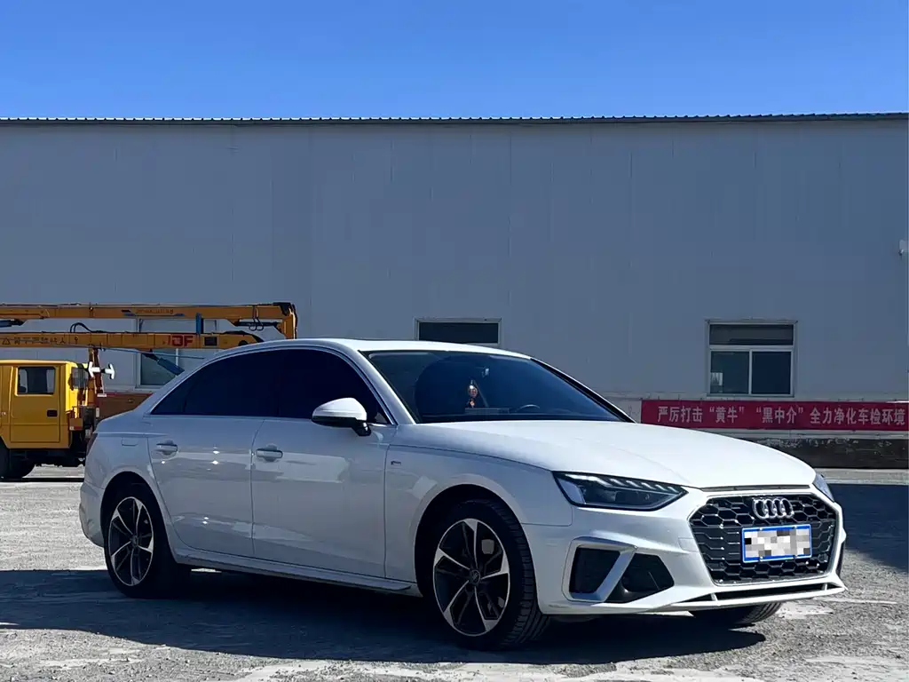 Audi A4L 2022 40 TFSI Fashionable and Dynamic купить на сайте DeffCars